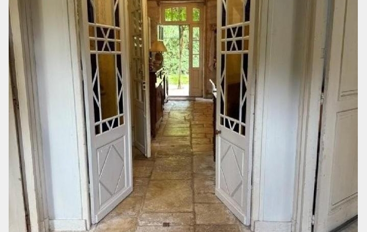 Maison COUHE (86700)  230 m2 331 575 € 