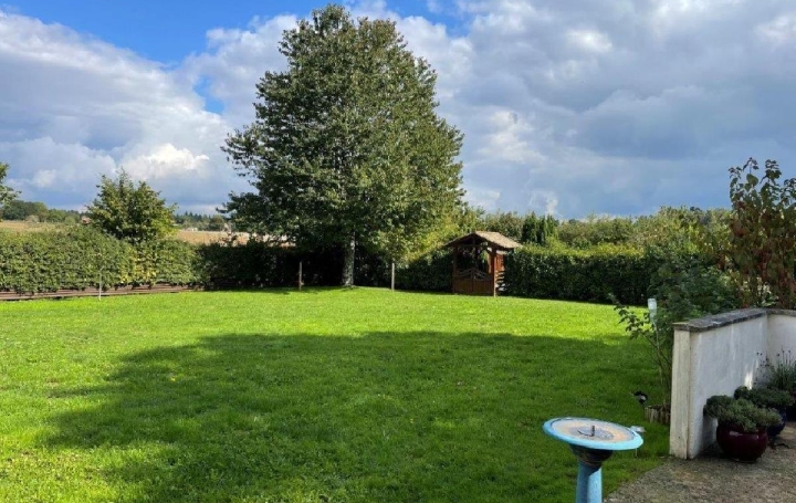 Maison SAUZE-VAUSSAIS (79190)  305 m2 449 950 € 