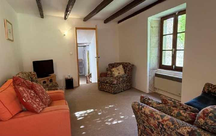 Maison CHAMPAGNE-MOUTON (16350)  108 m2 88 235 € 