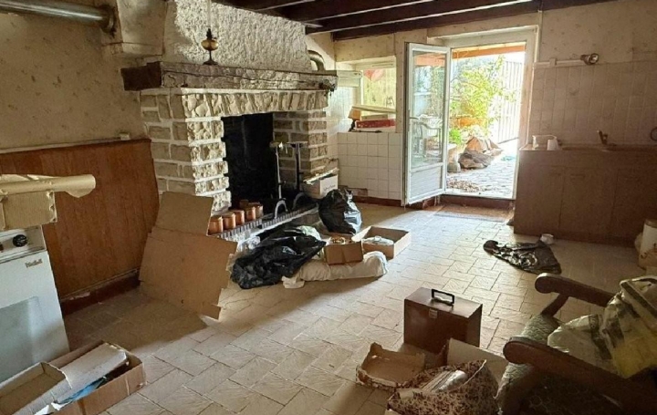 Maison MANSLE (16230)  67 m2 55 000 € 