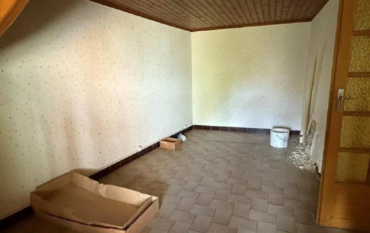 Maison MANSLE (16230)  67 m2 55 000 € 