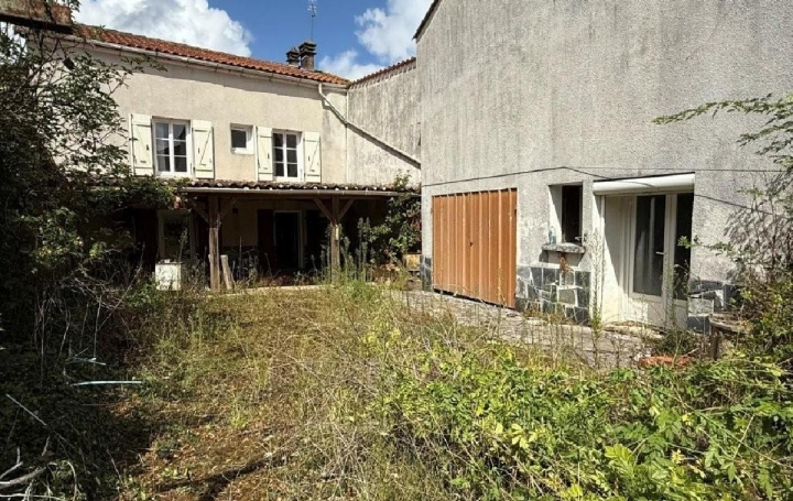 Maison MANSLE (16230)  67 m2 55 000 € 