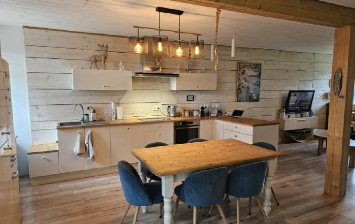 Maison AUNAC (16460)  224 m2 265 950 € 