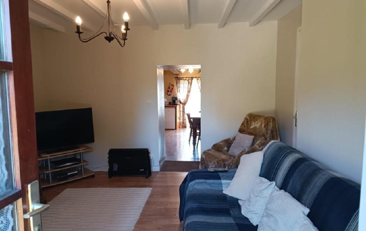 Maison CHARROUX (86250)  60 m2 60 000 € 