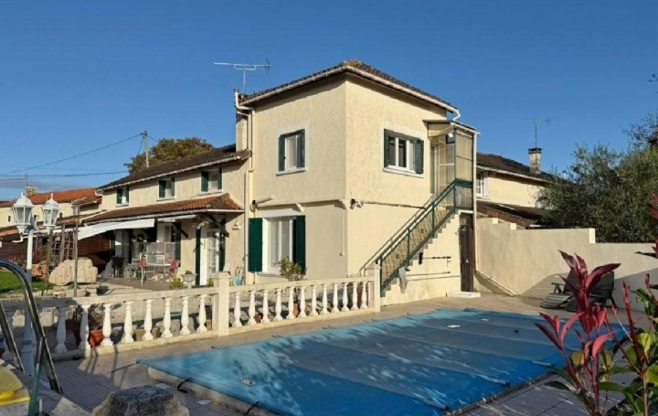 Maison MANSLE (16230)  141 m2 234 000 € 