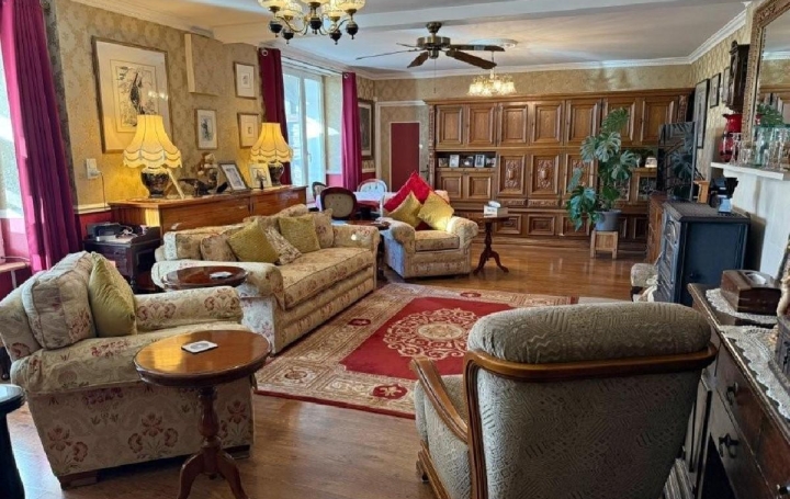 Maison MANSLE (16230)  141 m2 234 000 € 