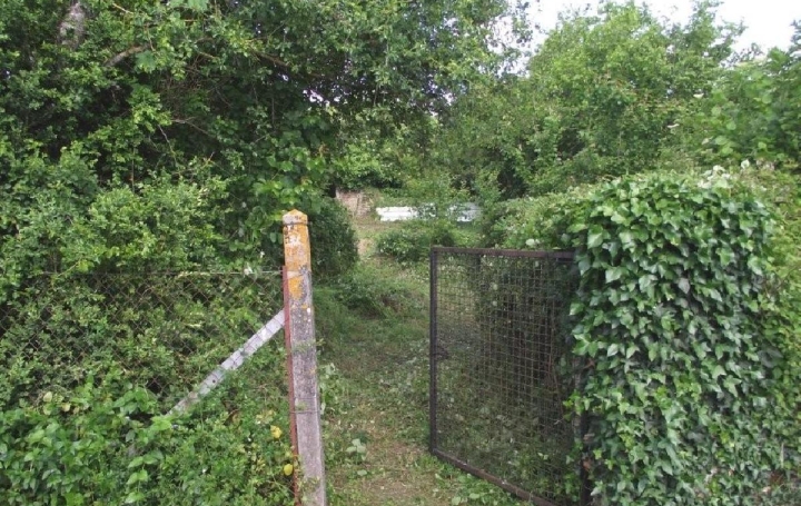 Maison / Villa AUNAC (16460) 0 m<sup>2</sup> 14 000 € 