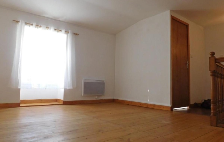 Maison MANSLE (16230)  39 m2 54 950 € 