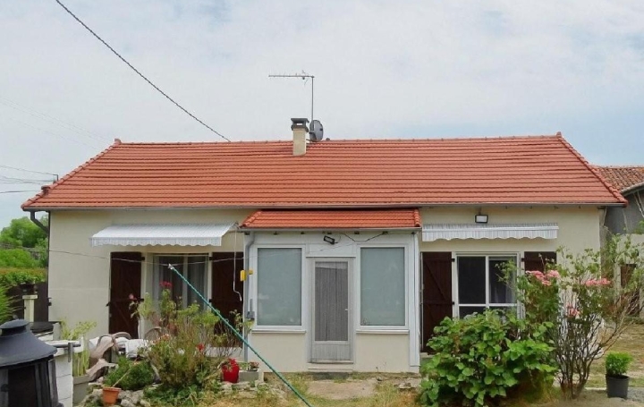 Maison AIGRE (16140)  86 m2 129 000 € 