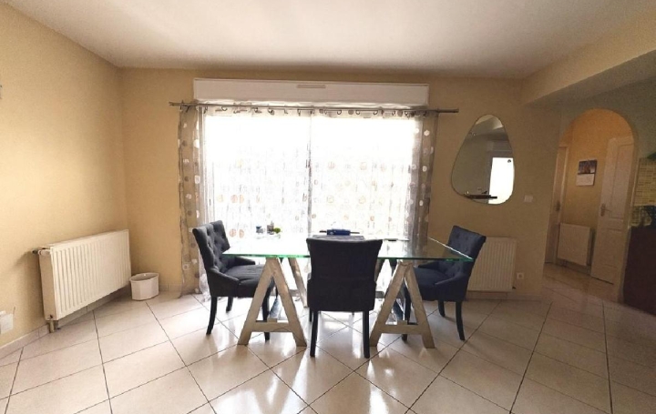 Maison RUFFEC (16700)  97 m2 179 900 € 