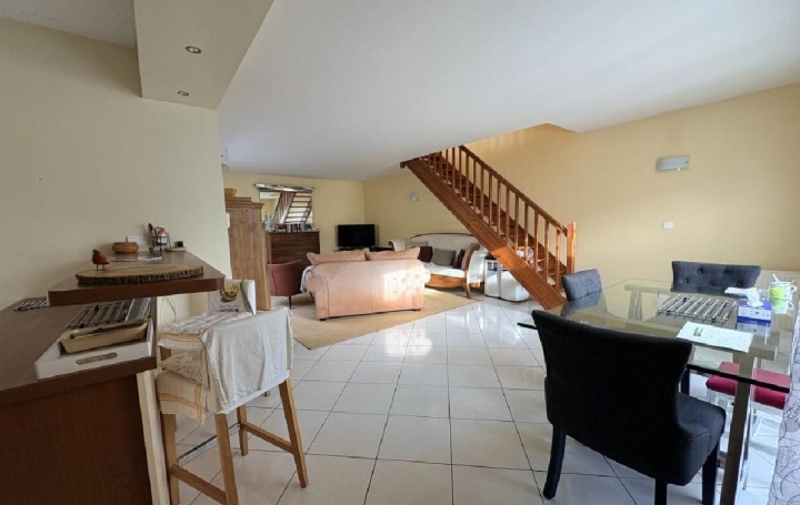 Maison RUFFEC (16700)  97 m2 179 900 € 