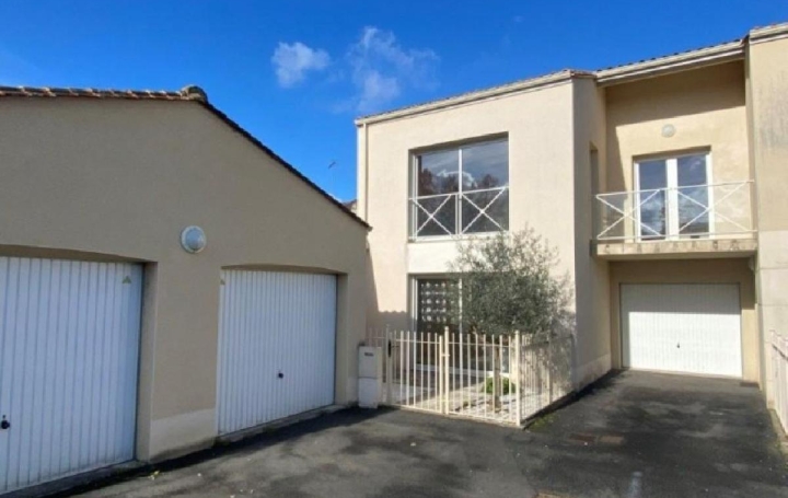 Maison RUFFEC (16700)  97 m2 179 900 € 