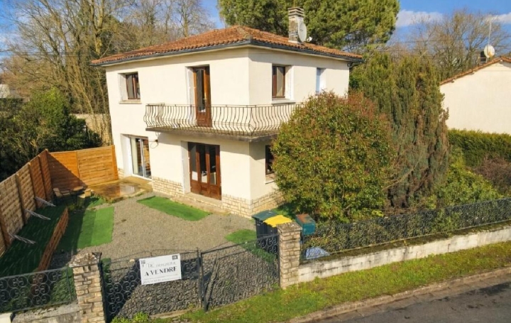 Maison / Villa RUFFEC (16700) 100 m<sup>2</sup> 143 225 € 