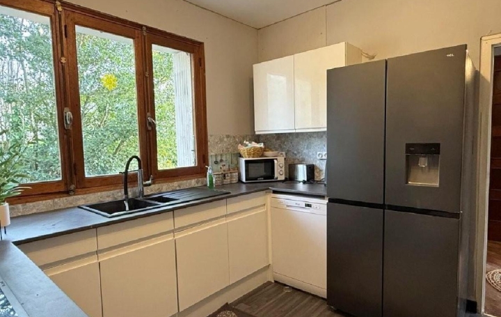 Maison RUFFEC (16700)  100 m2 143 225 € 