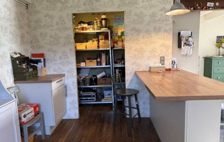 Maison VILLEFAGNAN (16240)  150 m2 170 200 € 