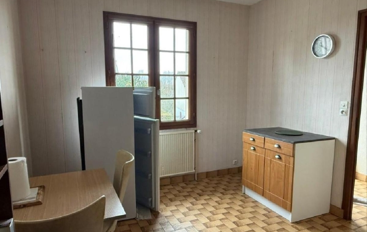 Maison RUFFEC (16700)  90 m2 117 200 € 