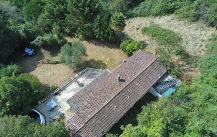 Maison NANTEUIL-EN-VALLEE (16700)  93 m2 86 000 € 