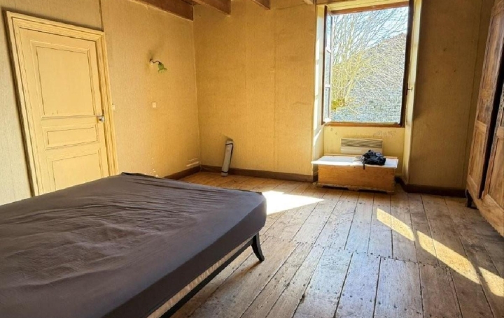 Maison VILLEFAGNAN (16240)  86 m2 91 395 € 