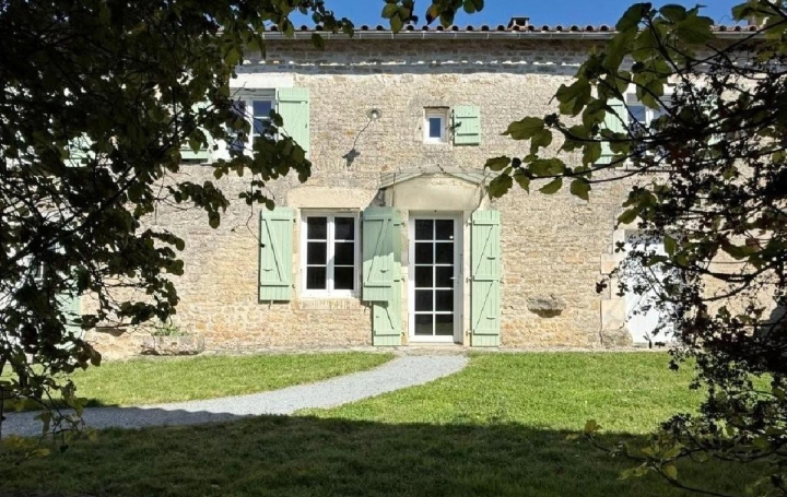 Maison VILLEFAGNAN (16240)  184 m2 202 120 € 