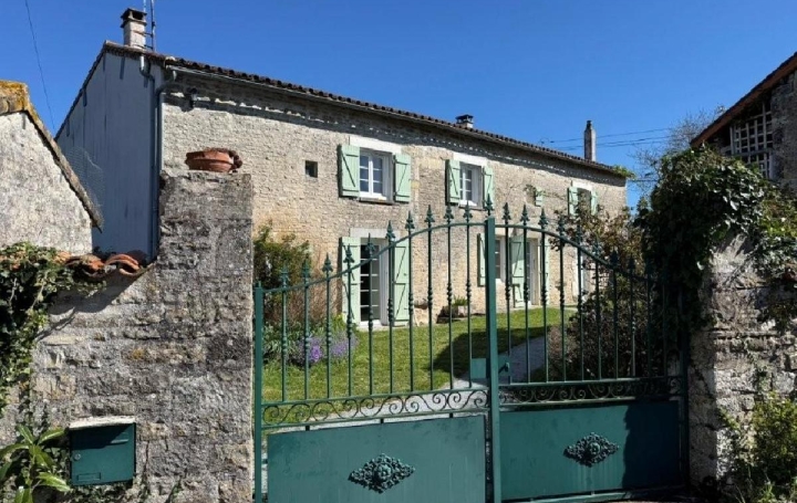 Maison VILLEFAGNAN (16240)  184 m2 202 120 € 