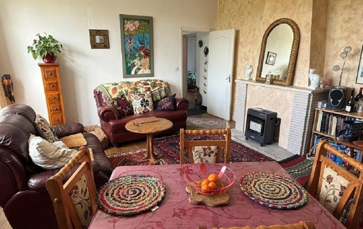 Maison CHAMPAGNE-MOUTON (16350)  77 m2 99 950 € 