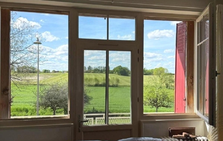 Maison CHAMPAGNE-MOUTON (16350)  77 m2 99 950 € 