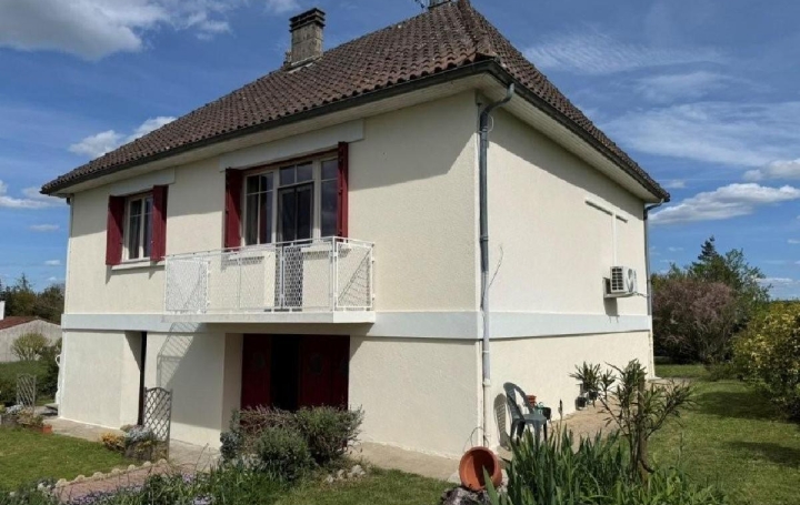 Maison CHAMPAGNE-MOUTON (16350)  77 m2 99 950 € 