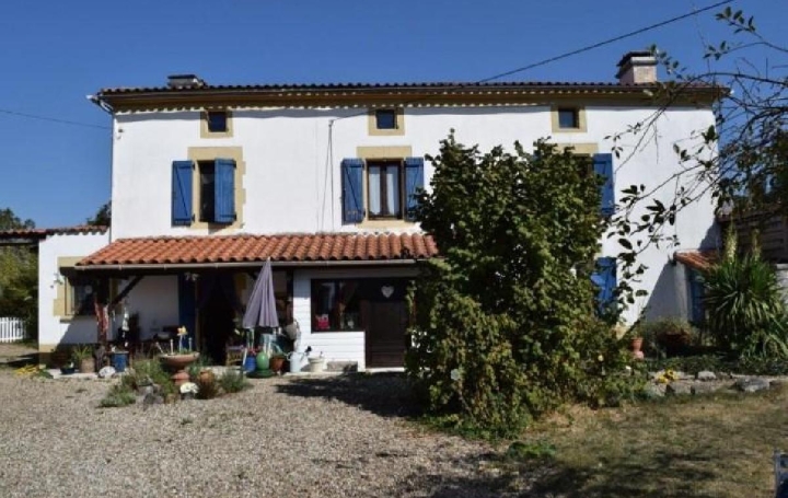 Maison / Villa MANSLE (16230) 178 m<sup>2</sup> 239 350 € 