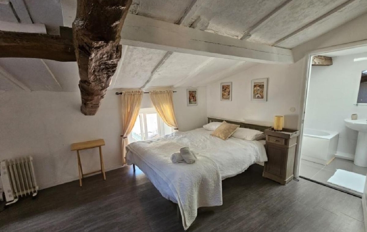 Maison VILLEFAGNAN (16240)  205 m2 223 400 € 