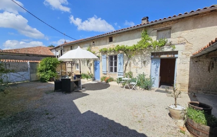 Maison VILLEFAGNAN (16240)  205 m2 223 400 € 
