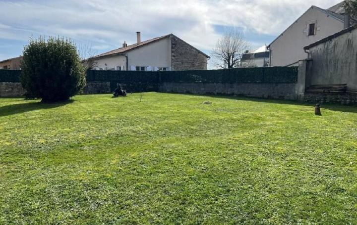 Maison VILLEFAGNAN (16240)  103 m2 99 950 € 