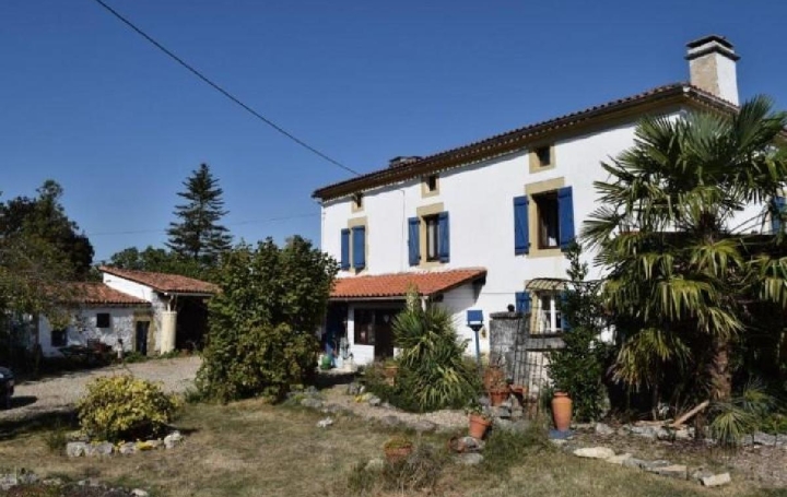 Maison MANSLE (16230)  178 m2 223 400 € 