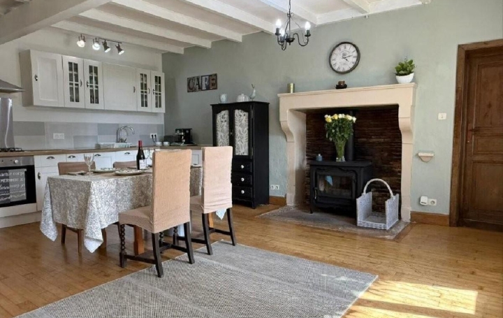 Maison NANTEUIL-EN-VALLEE (16700)  153 m2 220 000 € 