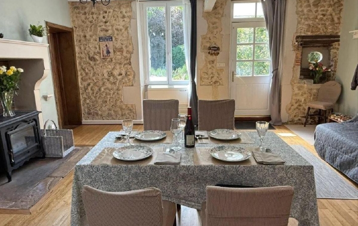 Maison NANTEUIL-EN-VALLEE (16700)  153 m2 220 000 € 