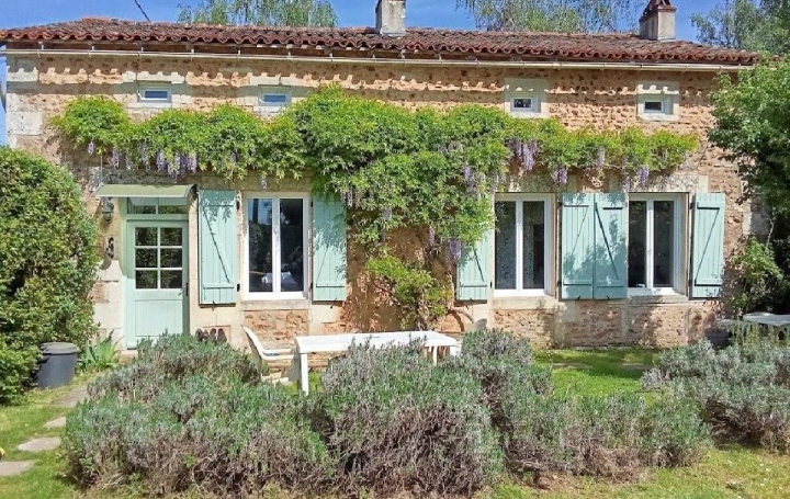 Maison NANTEUIL-EN-VALLEE (16700)  153 m2 220 000 € 