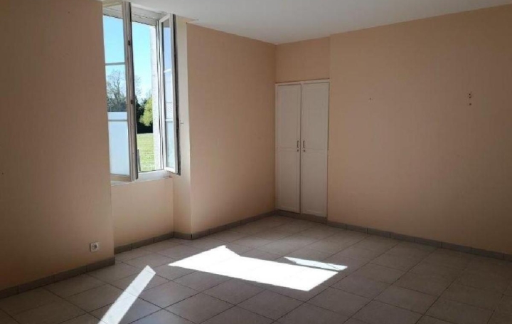 Maison AUNAC (16460)  147 m2 149 990 € 