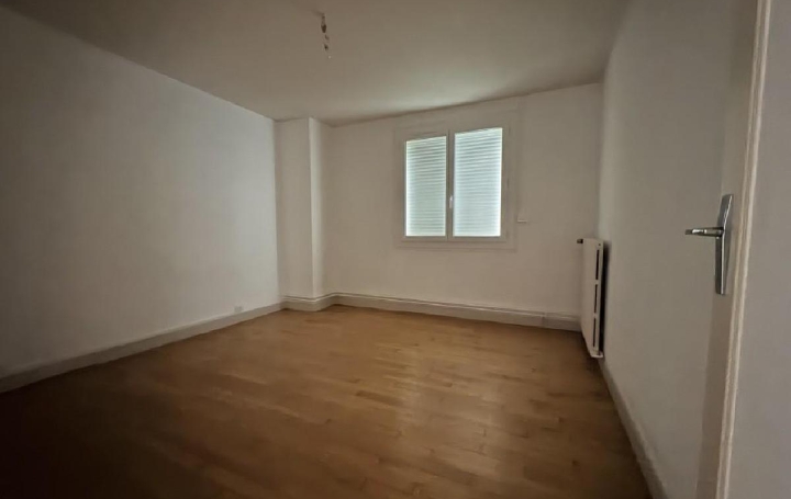 Maison AUNAC (16460)  146 m2 159 550 € 