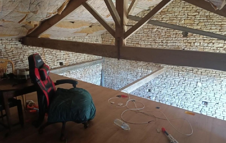Maison AUNAC (16460)  156 m2 129 000 € 