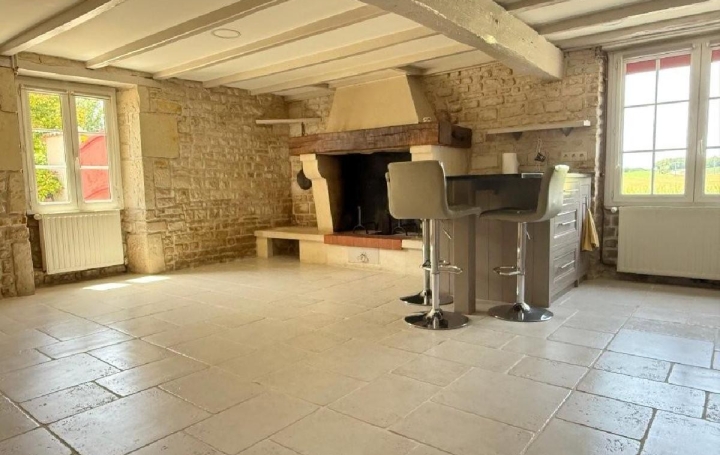 Maison AIGRE (16140)  214 m2 276 500 € 