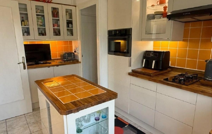 Maison CIVRAY (86400)  79 m2 105 375 € 