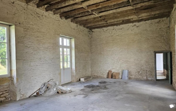 Maison CHAUNAY (86510)  132 m2 107 500 € 