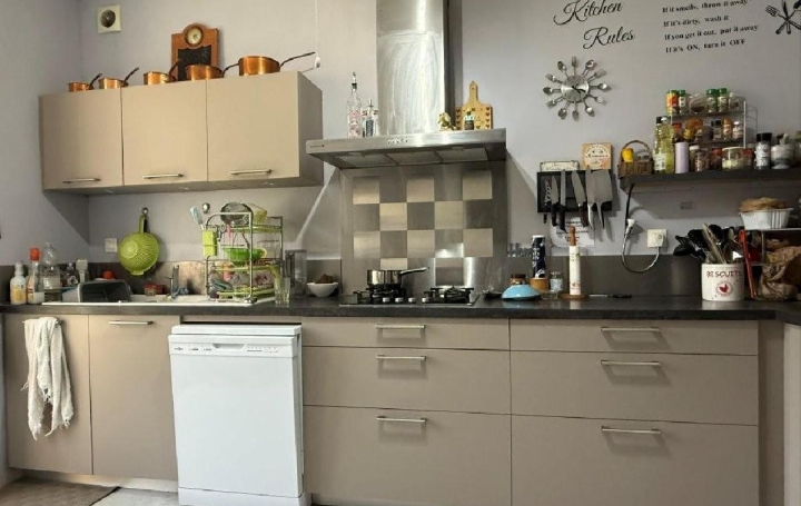 Maison AIGRE (16140)  224 m2 249 950 € 