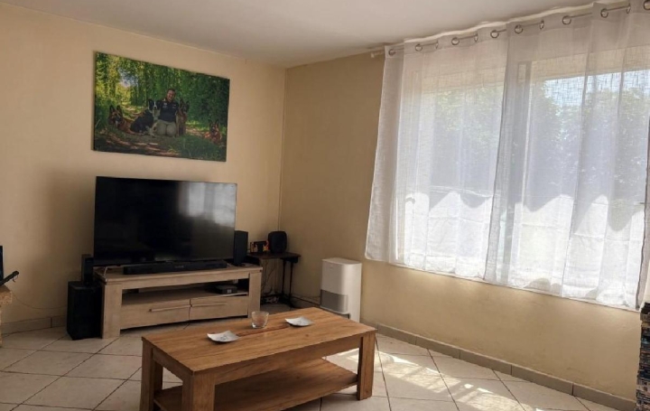 Maison NANTEUIL-EN-VALLEE (16700)  106 m2 134 400 € 