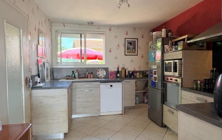 Maison NANTEUIL-EN-VALLEE (16700)  106 m2 134 400 € 
