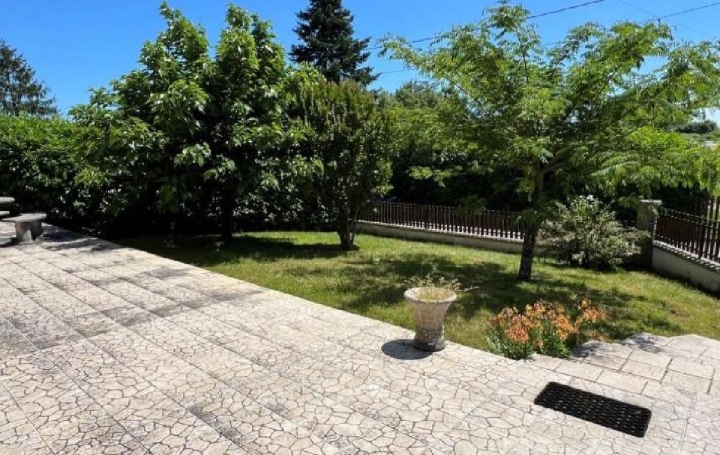 Maison SAUZE-VAUSSAIS (79190)  181 m2 150 530 € 
