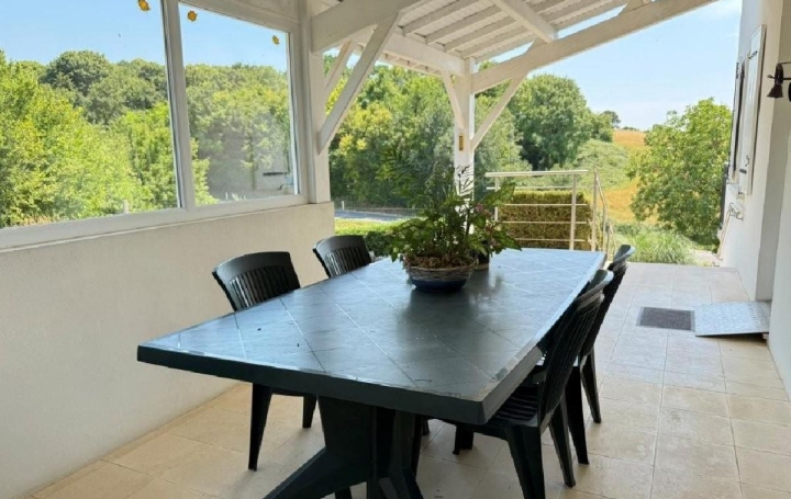 Maison VILLEFAGNAN (16240)  122 m2 170 200 € 