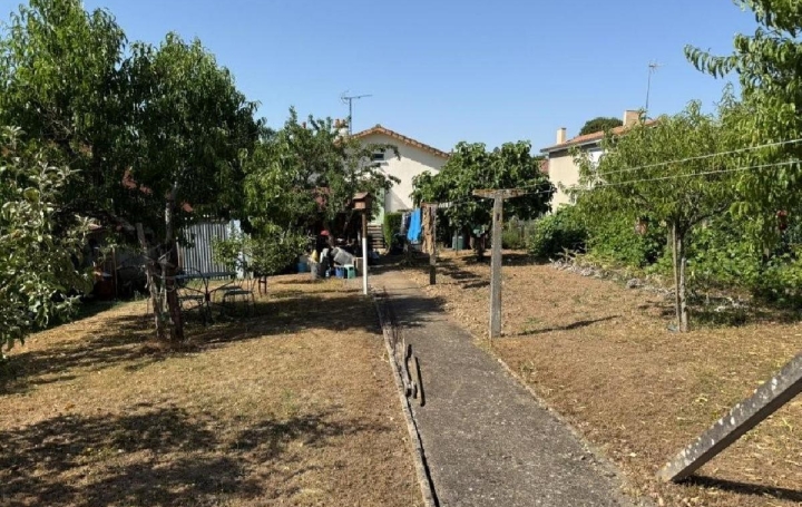 Maison CIVRAY (86400)  147 m2 149 950 € 