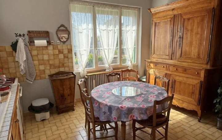 Maison CIVRAY (86400)  147 m2 149 950 € 