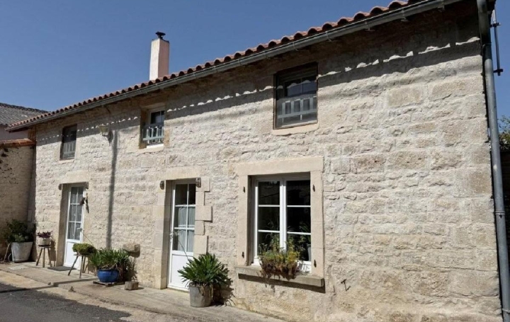 Maison VILLEFAGNAN (16240)  275 m2 276 595 € 