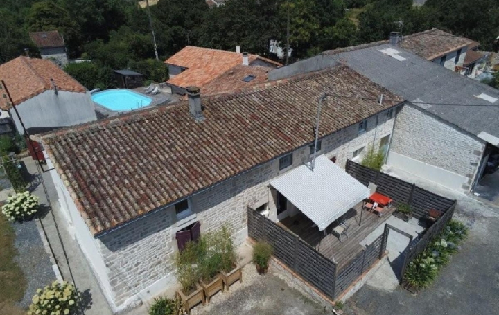 Maison VILLEFAGNAN (16240)  275 m2 276 595 € 
